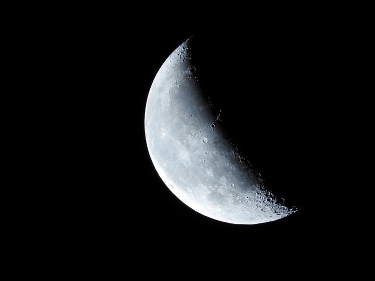 moon, crescent moon, crescent moon-893268.jpg